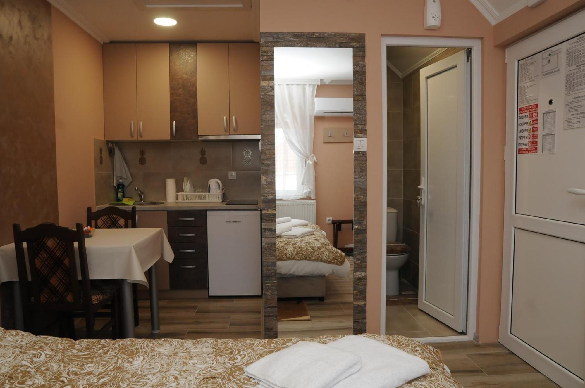 Favorit Apartments Čačak الغرفة الصورة